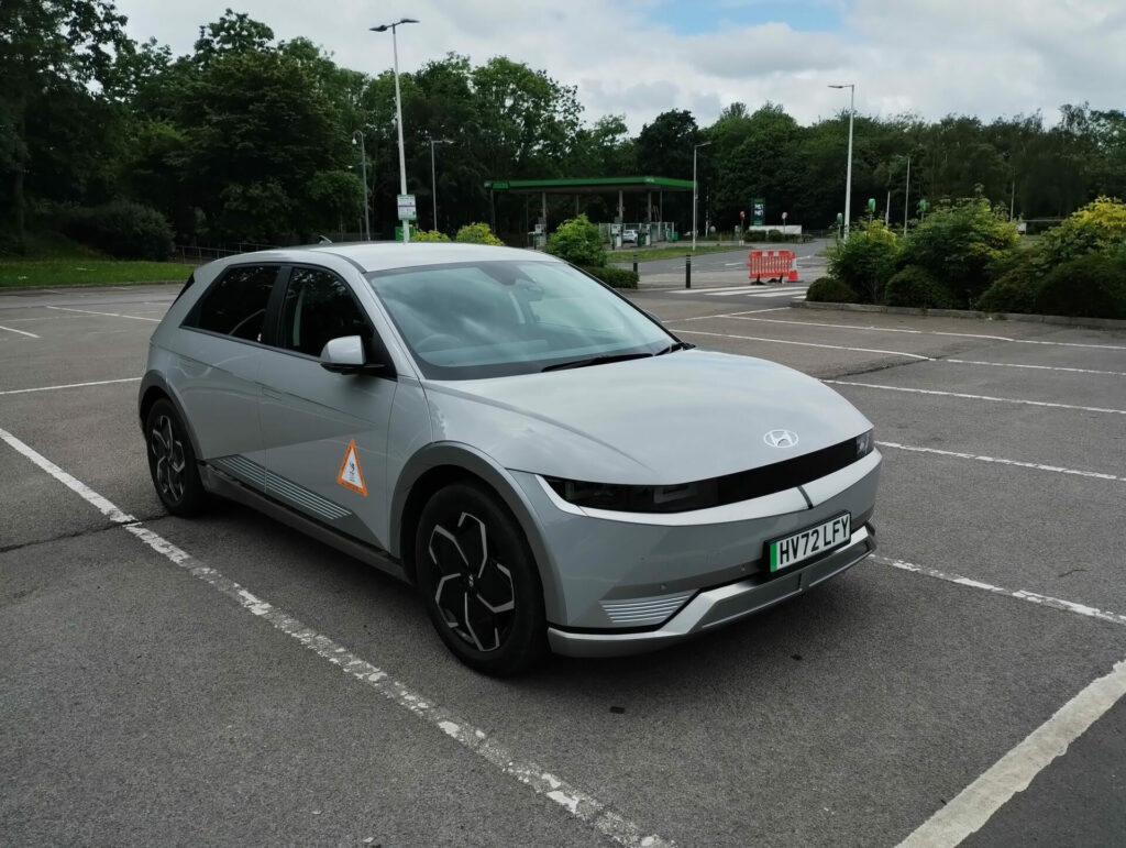 EV Taxi Day Hire In Newport